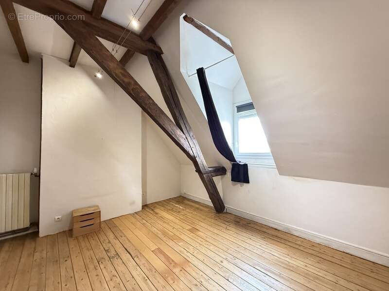 Maison à CHATELLERAULT