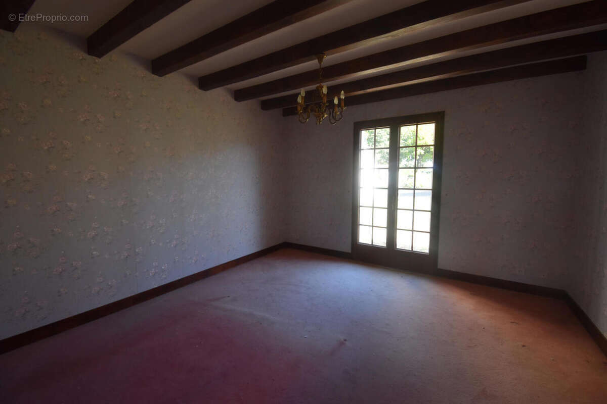 DSC_0069 - Maison à AUGE-SAINT-MEDARD