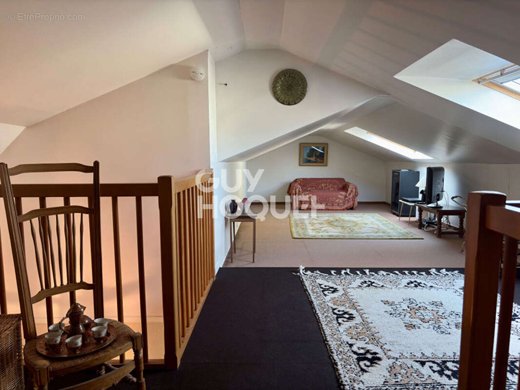 Maison à SOISY-SUR-SEINE