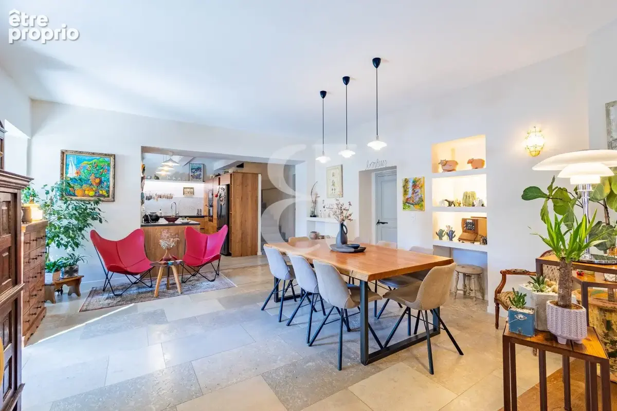 Maison 274 m² à Gordes  - photo 8