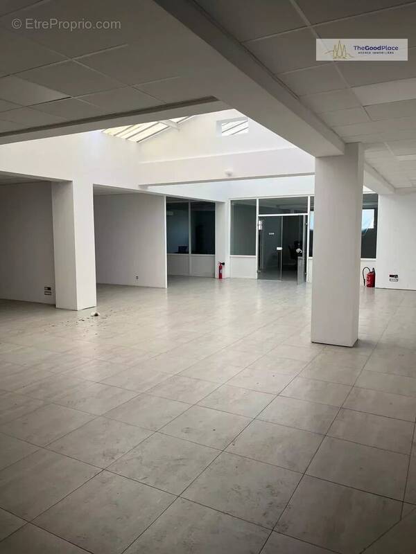 Commerce à MARSEILLE-13E