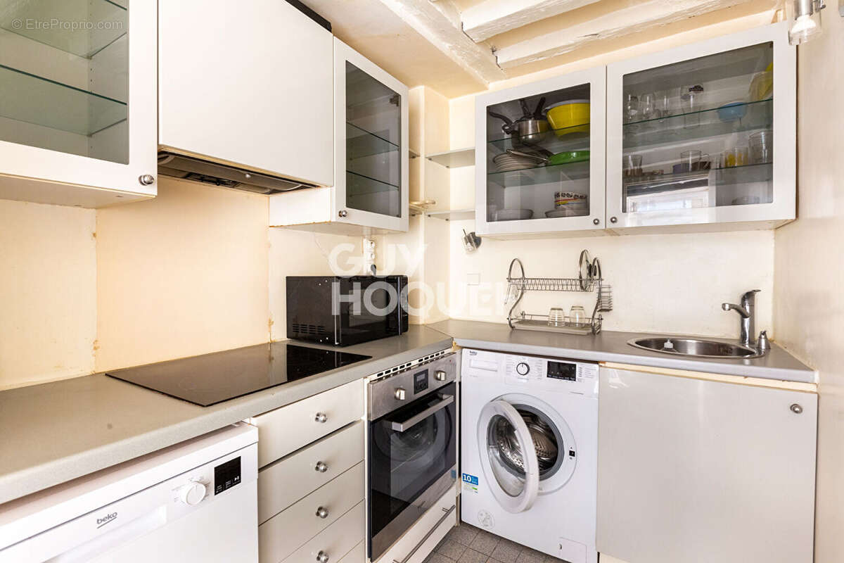 Appartement à PARIS-4E