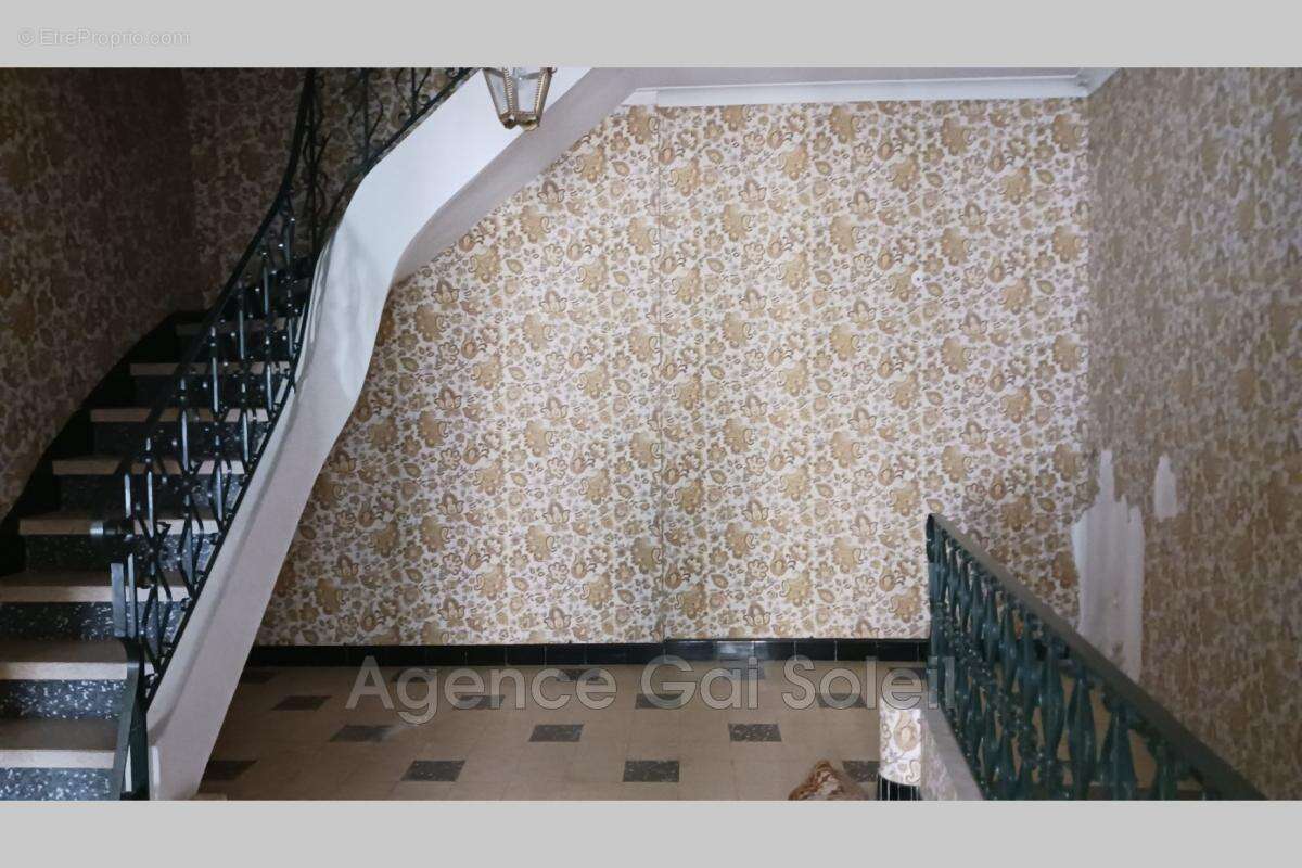 Maison à NISSAN-LEZ-ENSERUNE