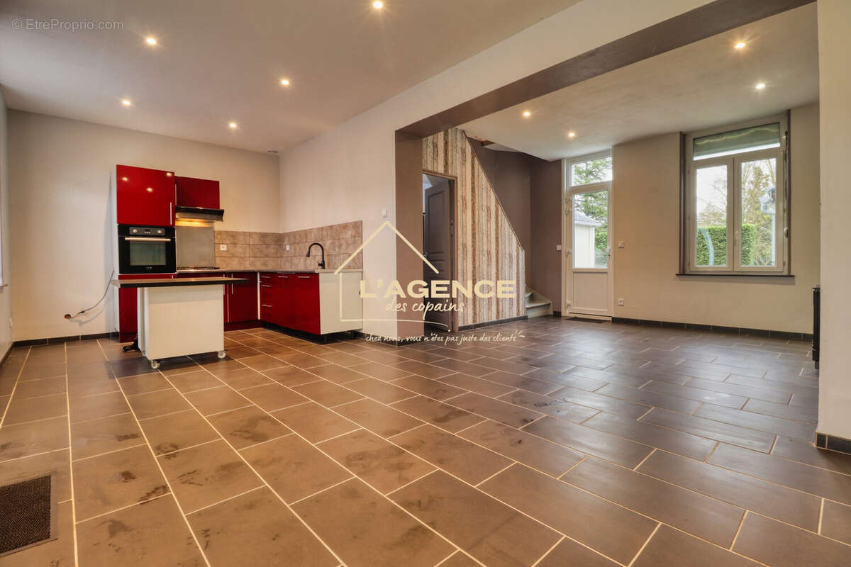 Maison à HAZEBROUCK