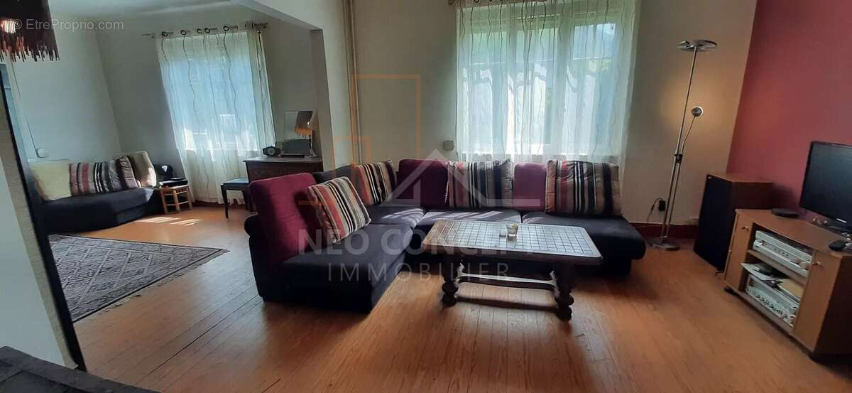 Maison accolée avec un agréable jardin ! - photo 4