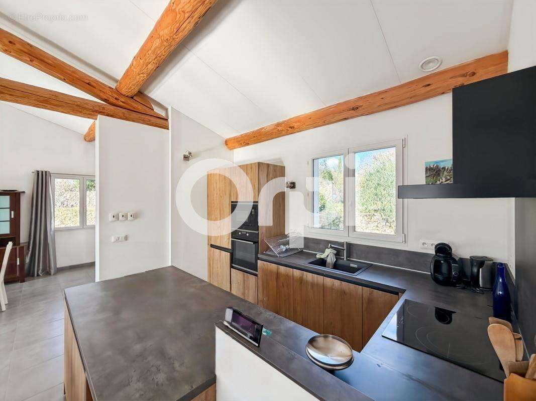 Maison à SAINT-ALBAN-AURIOLLES