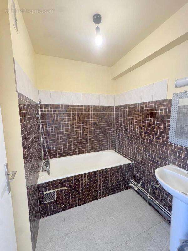 Appartement À Vendre - photo 6