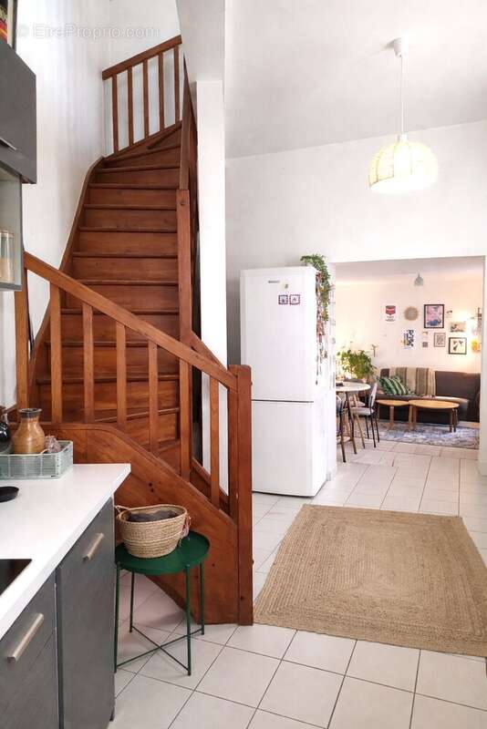 Appartement à LES LILAS