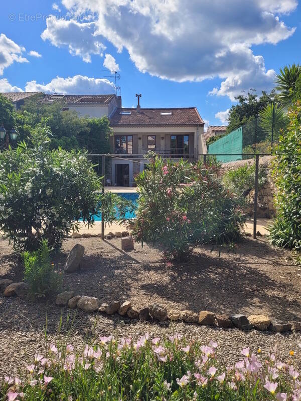 Maison à SAINT-GENIES-DE-FONTEDIT