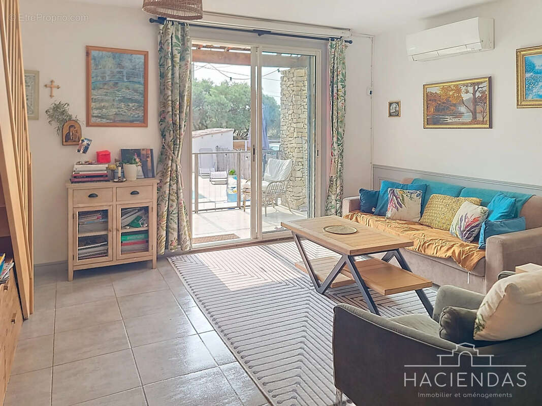 Maison à LA FARE-LES-OLIVIERS