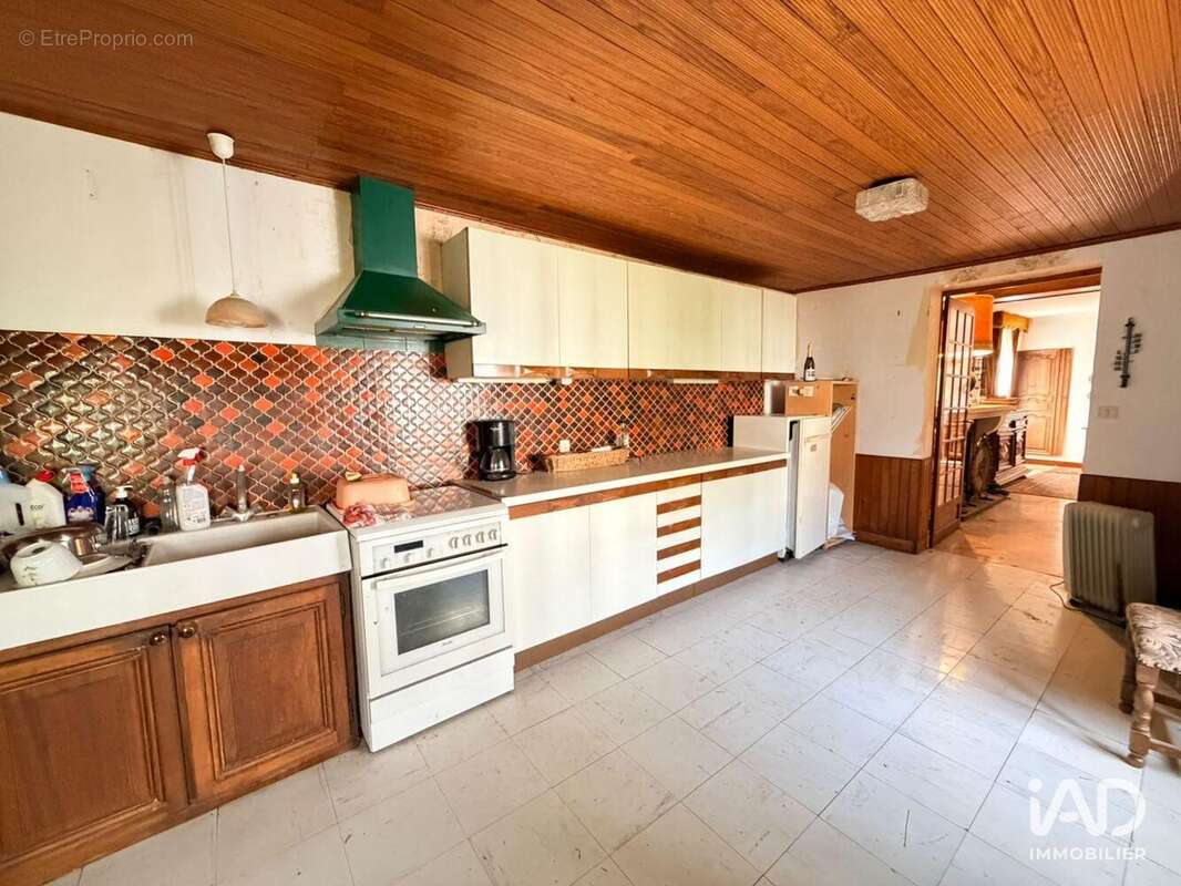 Maison 486 m² à Cerisiers  - photo 9