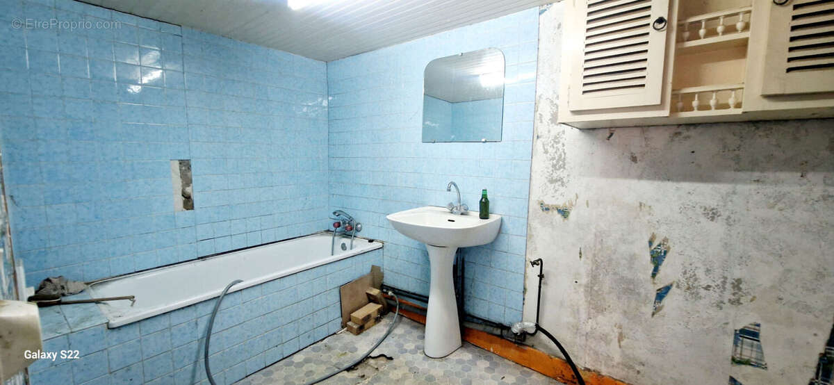 Maison à HURIEL