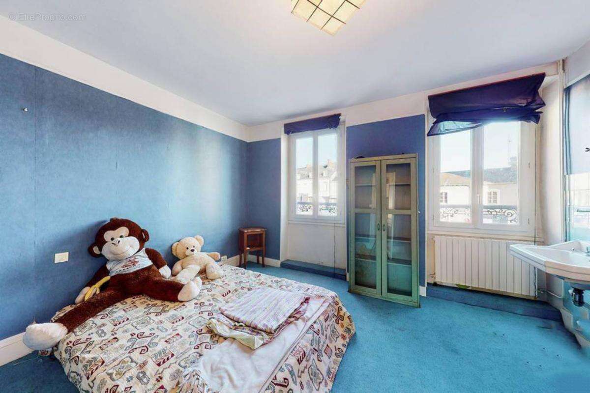 Appartement 659 m² à Saint-Etienne-De-Fursac  - photo 12
