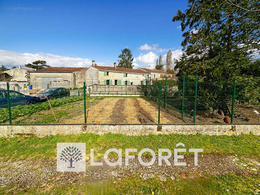 Maison à SAINT-ANDRE-DE-LIDON