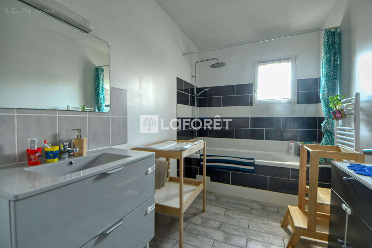 Maison de plaind-pied a vendre a lisle-sur-tarn - photo 7