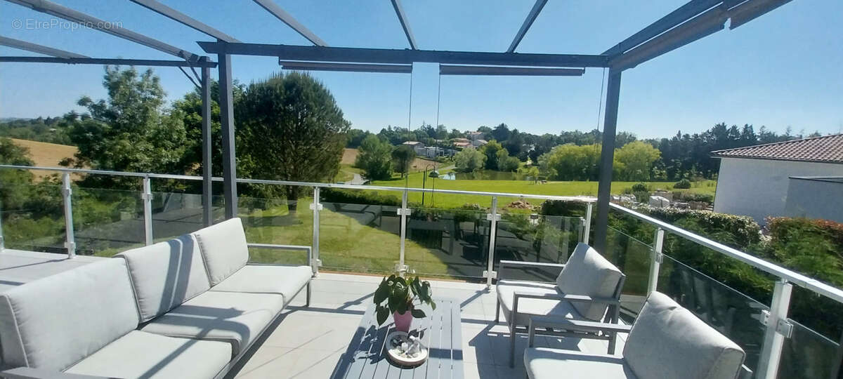 Maison à BOURG-SAINT-BERNARD