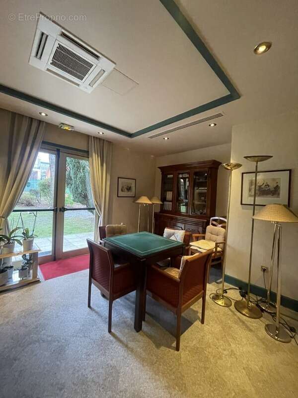 Appartement à LEVALLOIS-PERRET