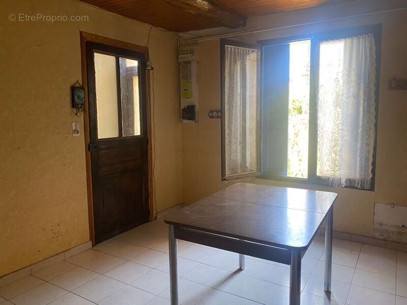 Dpt Pyrénées Orientales (66), à vendre proche VINCA maison en pierres 120 m² avec jardin et grange à rénover - photo 18