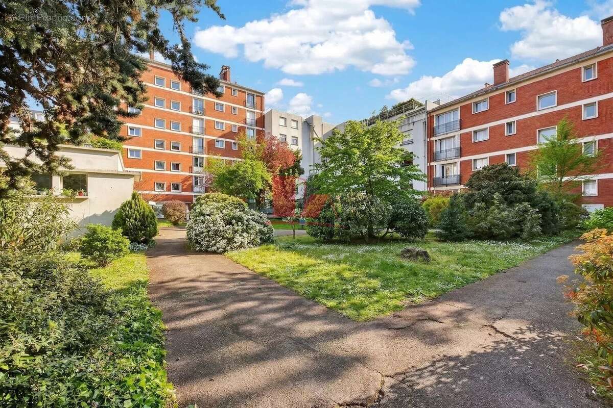 Appartement à VANVES