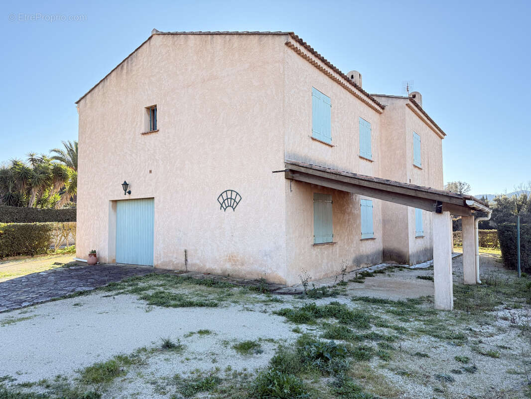 Maison à SIX-FOURS-LES-PLAGES