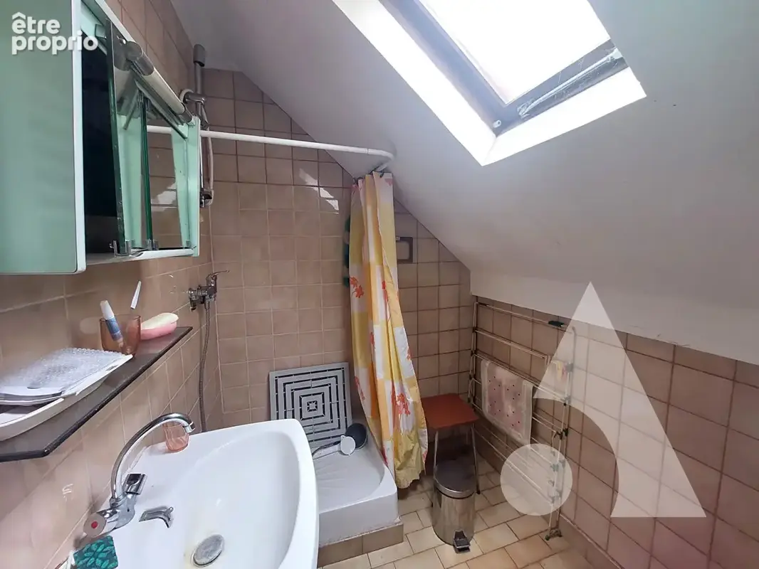Maison en pierres 4 chambres avec garage et jardin - photo 7