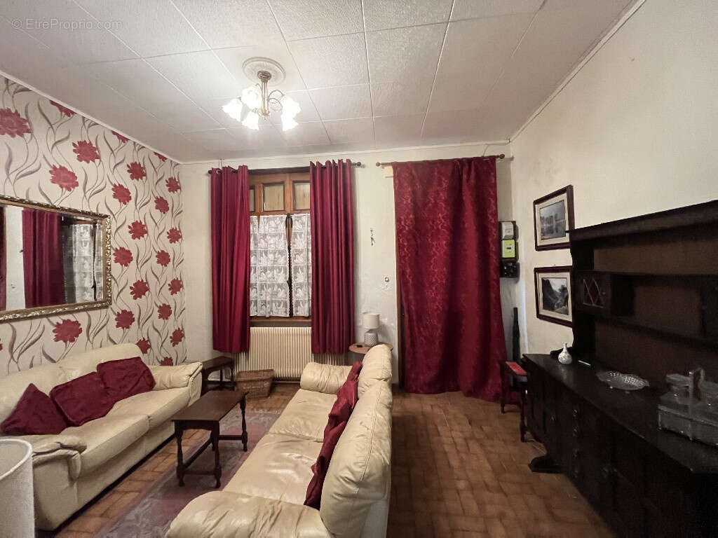 Maison à MONCHEL-SUR-CANCHE