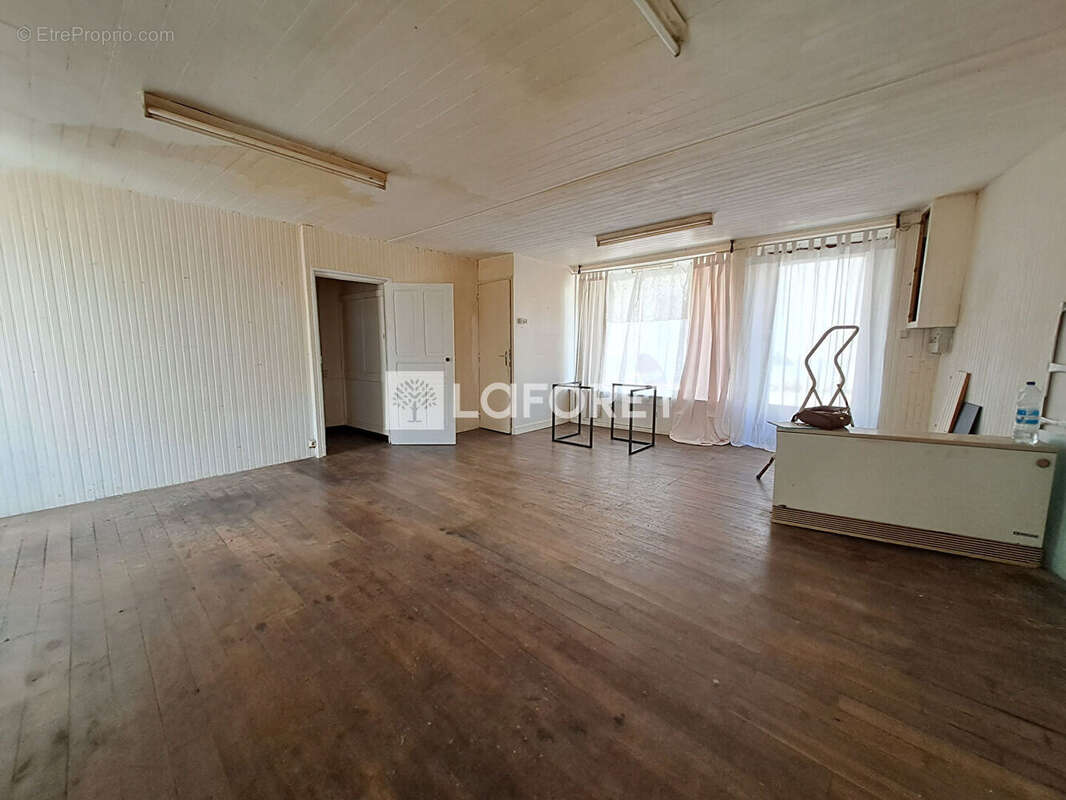 Appartement à CARENTOIR