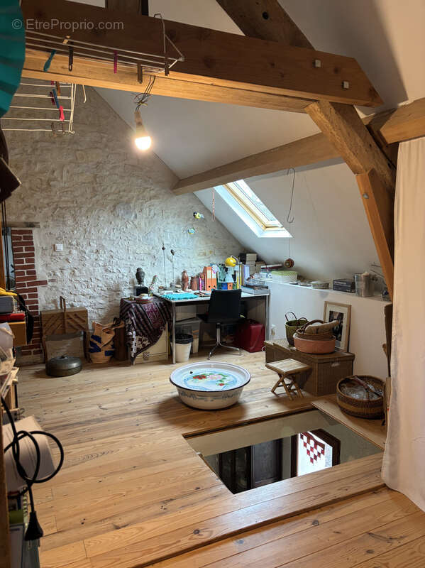 Maison à LURCY-LEVIS