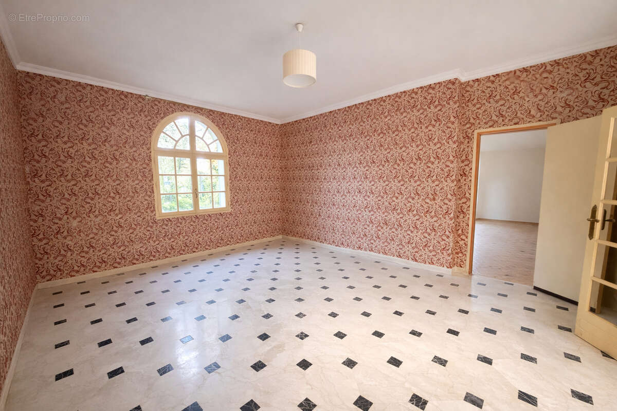 Maison à LAMORLAYE
