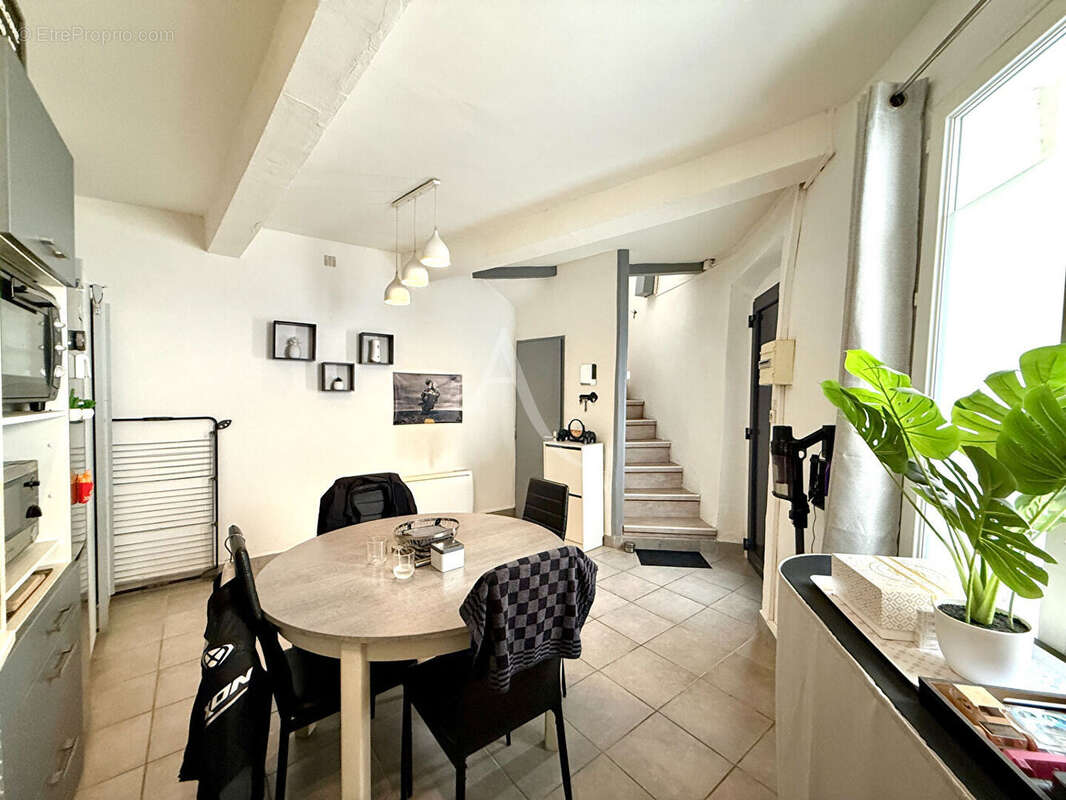 Maison à POMEROLS