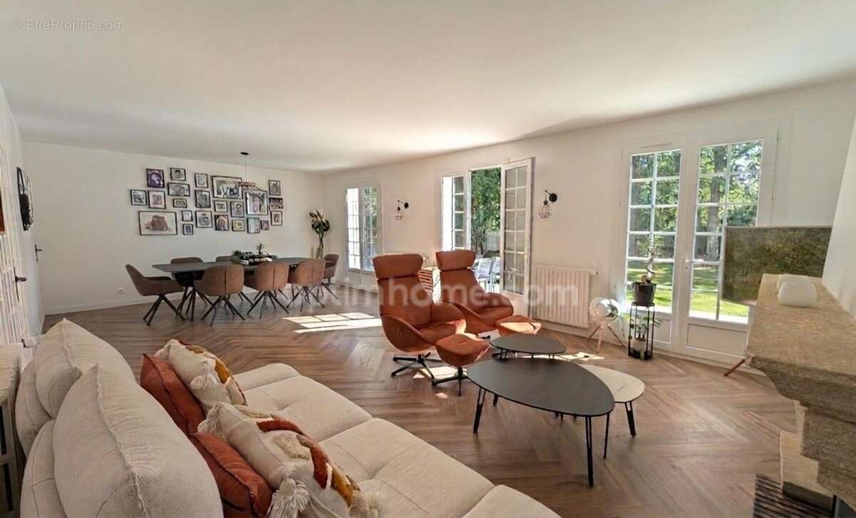 Propriété d'exception CESTAS REJOUIT 235 m2 6 chambres garage et piscine - photo 5