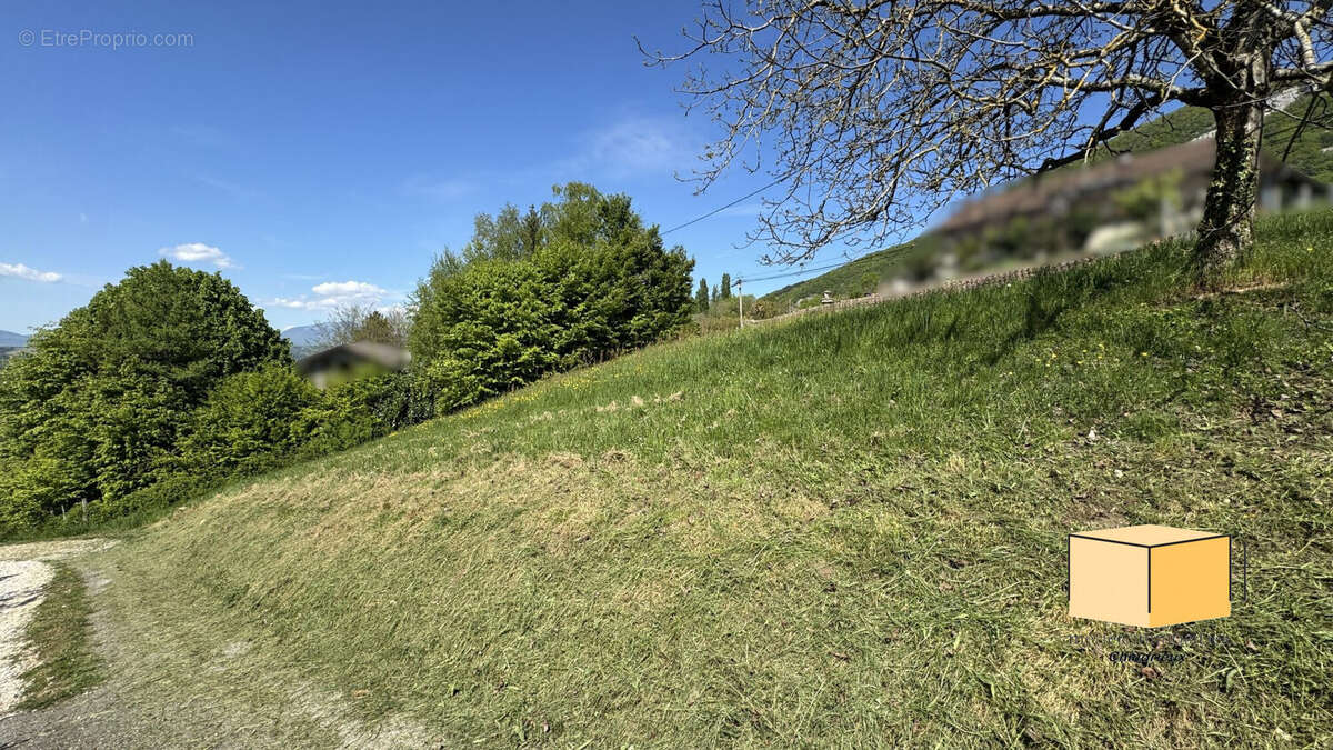 Terrain à SEYSSEL