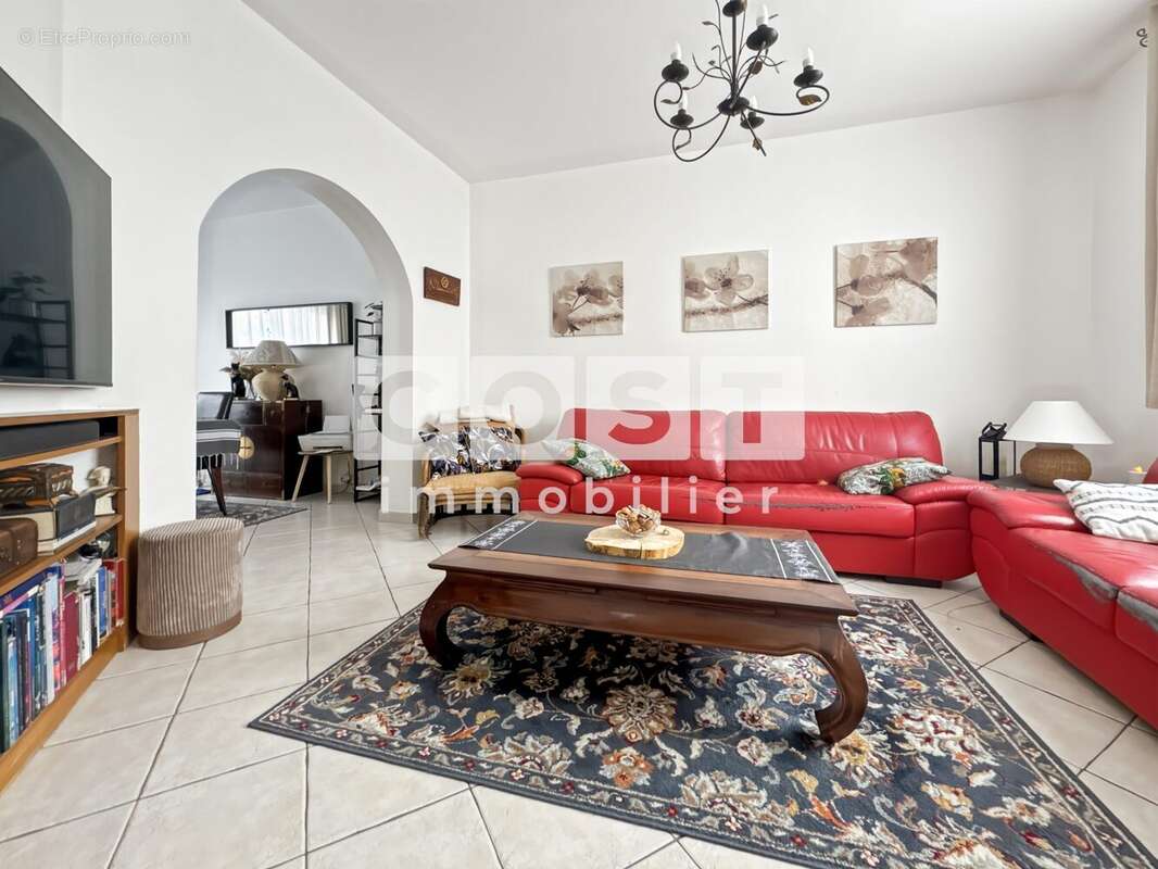 Maison à GENNEVILLIERS