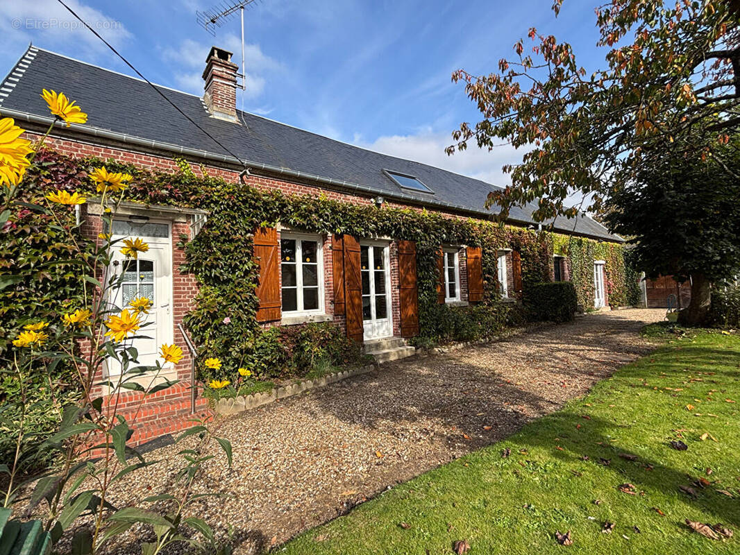 Maison à SAINTE-GENEVIEVE