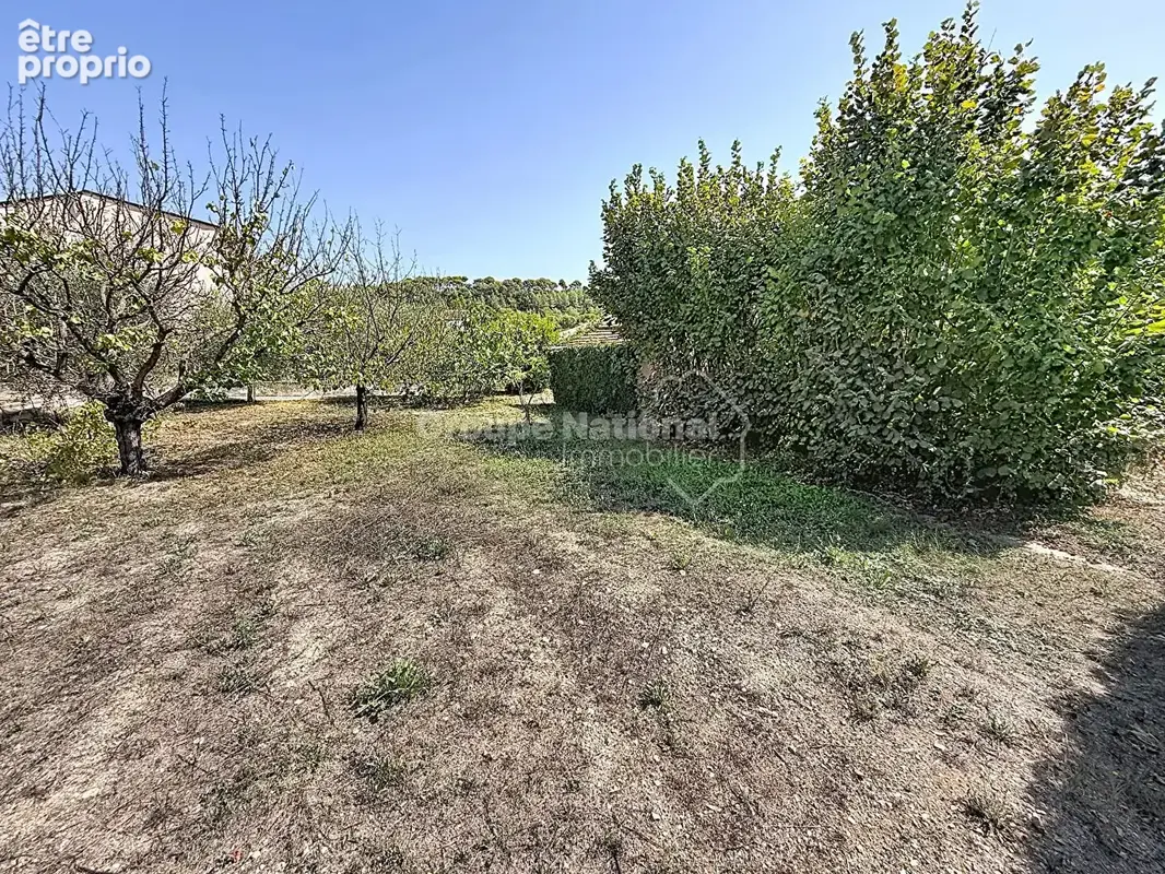 Terrain Grasse 488 m2 - photo 2