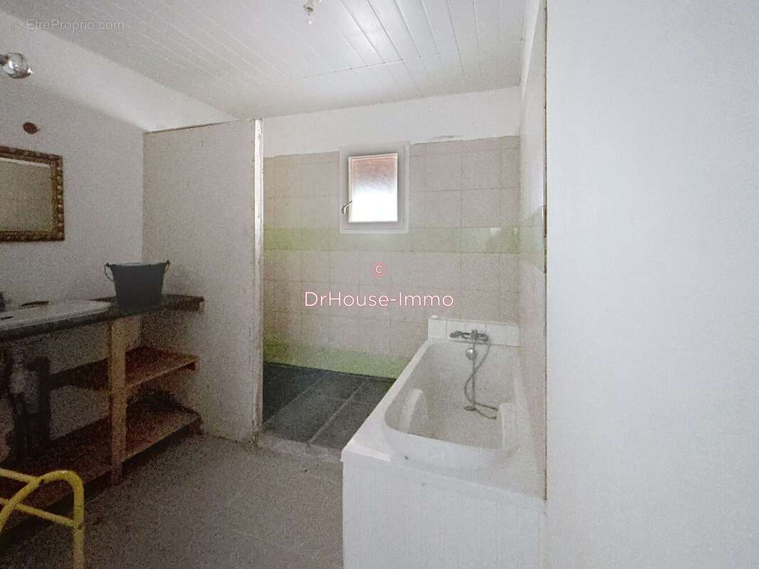 Maison à SAINT-VITE