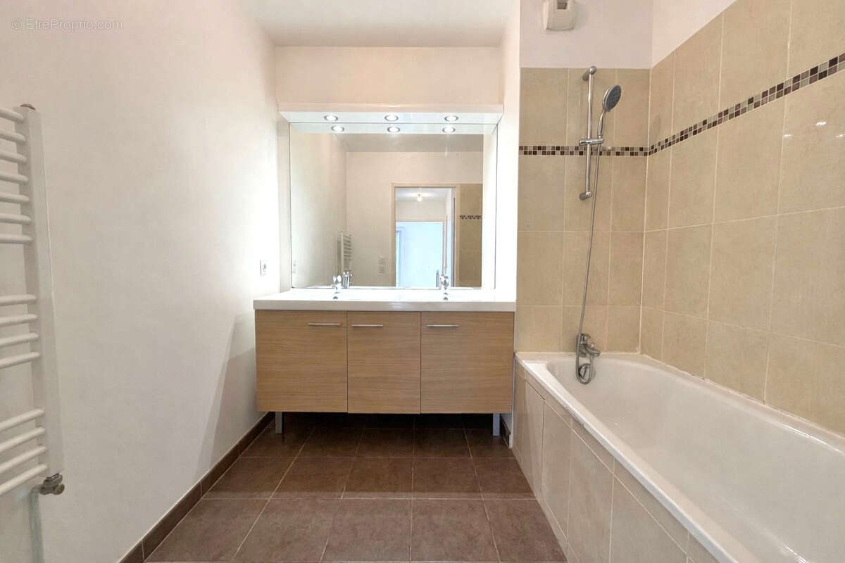 Appartement à ERAGNY