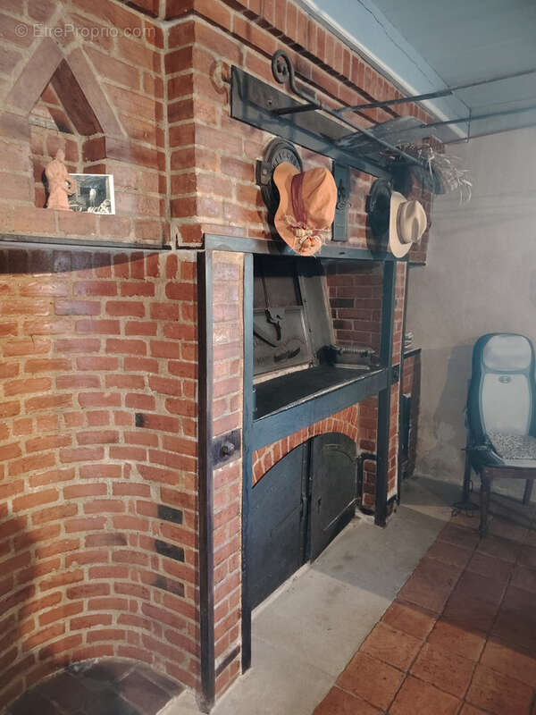 Maison à LACROIX-SUR-MEUSE