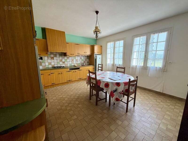 Maison à vendre 8 pièces  (56) - photo 2