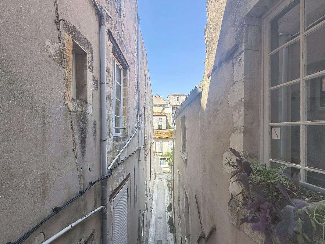 Appartement À Vendre La Rochelle Centre Historique - photo 6