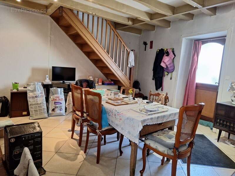 Maison à PLEAUX