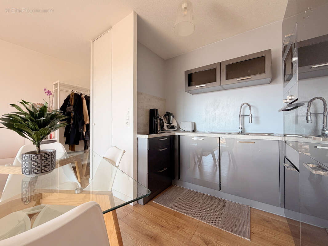 Appartement à L'ISLE-D'ABEAU