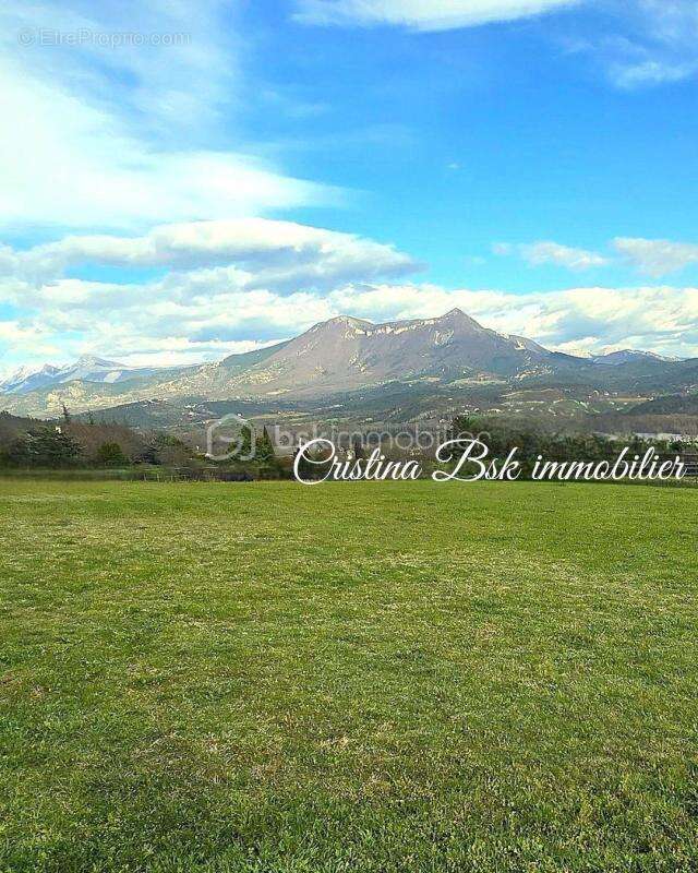 Terrain à DIGNE-LES-BAINS
