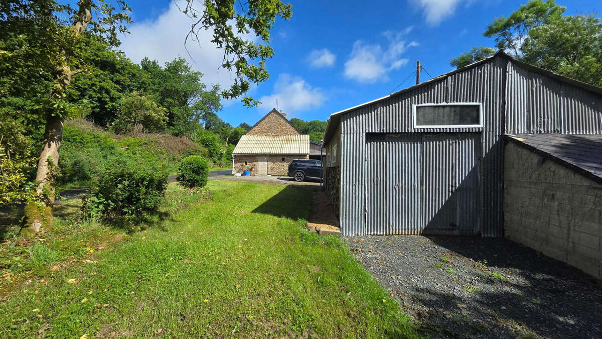 20 min au Sud de Guingamp Maison sur environ 5000m² de terrain avec hangar - photo 16