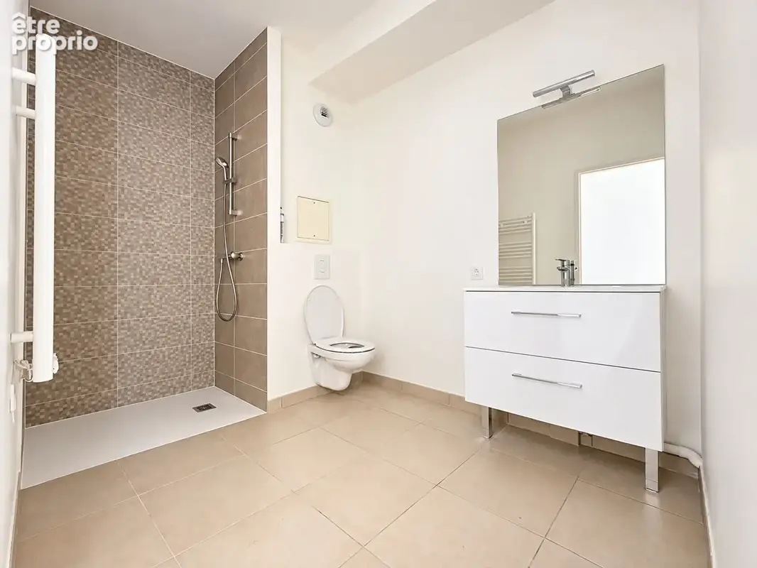 Studio de 31 m², jamais habité, avec parking : frais d'acquisition pris en charge - photo 4