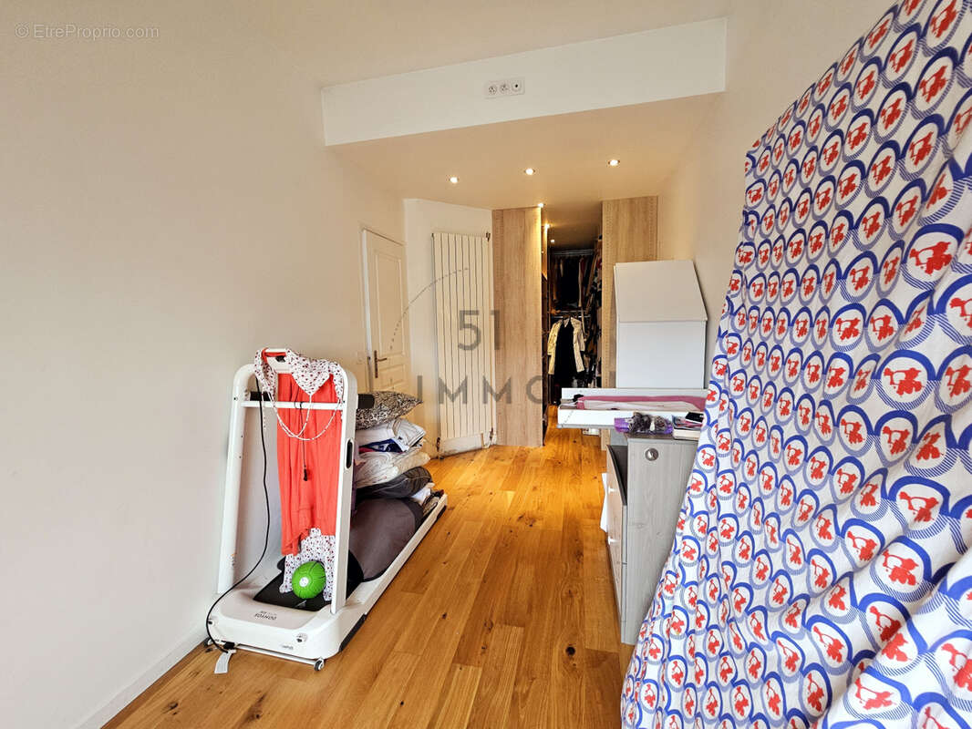 Appartement à BAGNEUX