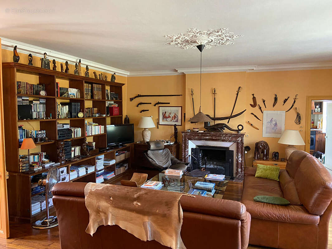 Maison à MONTIGNY-AUX-AMOGNES