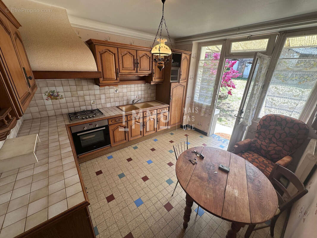 Maison à VOUVRAY-SUR-LOIR