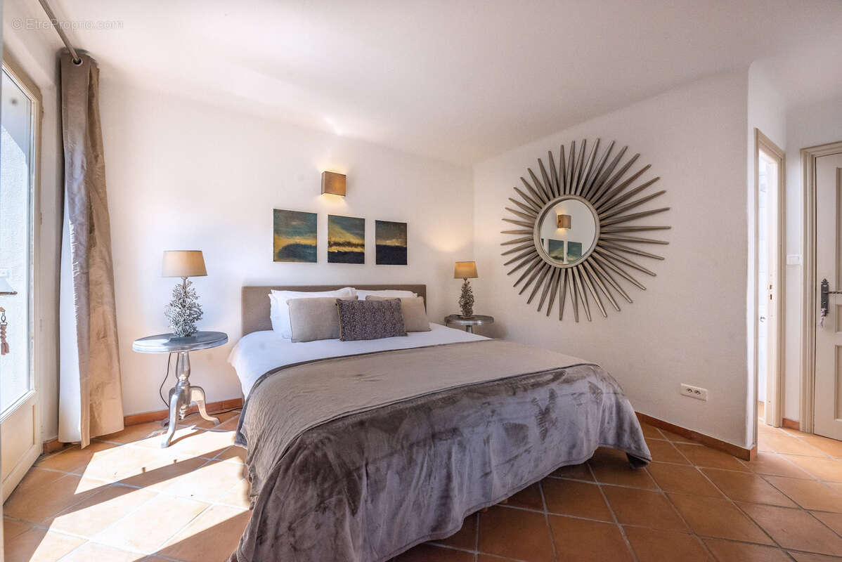 Maison à LES ADRETS-DE-L'ESTEREL