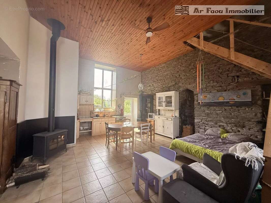 Maison à LOPEREC